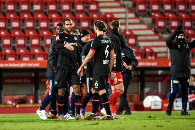  勒沃库森主场憾平柏林联合错失缩小分差良机