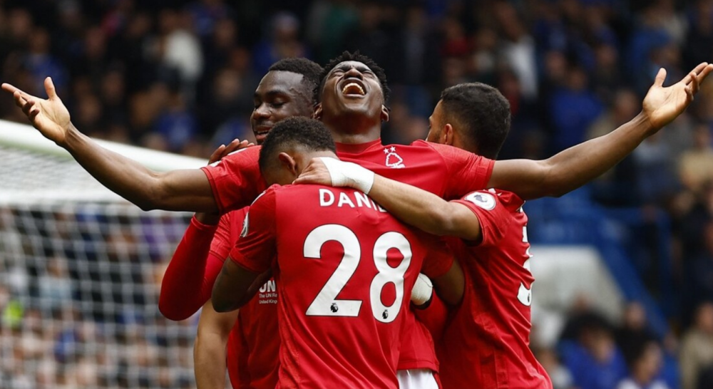  阿斯顿维拉进攻火力全开，五球横扫诺丁汉森林展实力